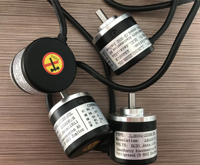 �ǶȂ������İ��b�c���H��(y��ng)��