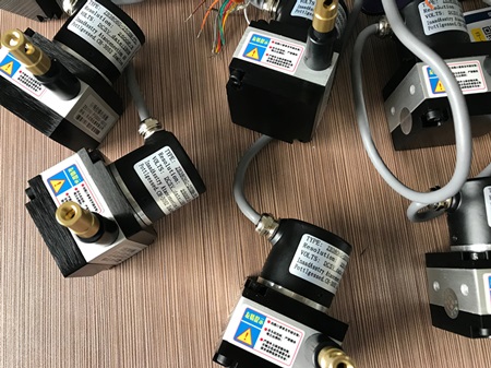 0~10v늉�ݔ�����Kλ�Ƃ�������Μy���É���